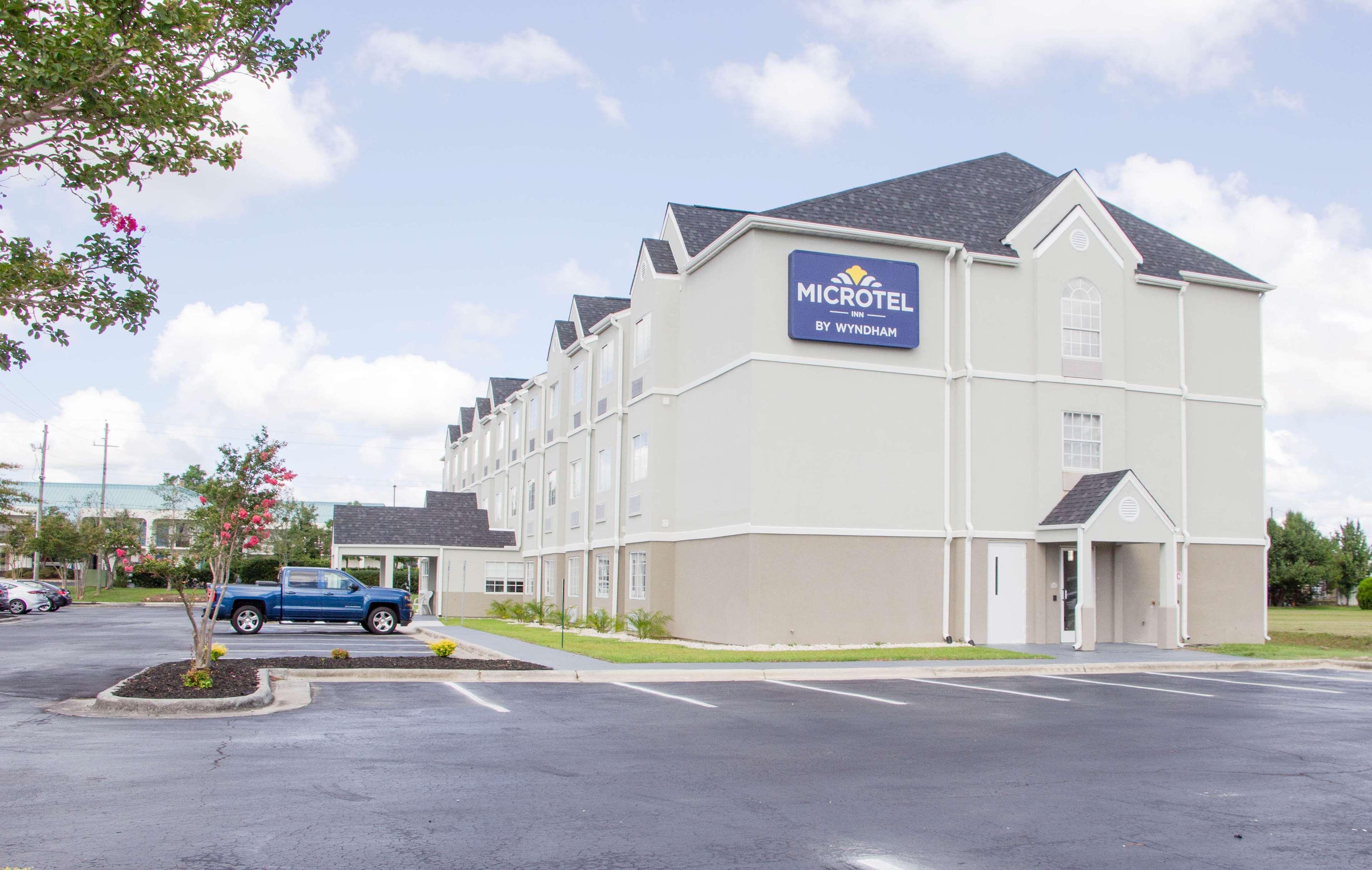 Microtel Inn & Suites By Wyndham Camp Lejeune/Jacksonville Exterior photo